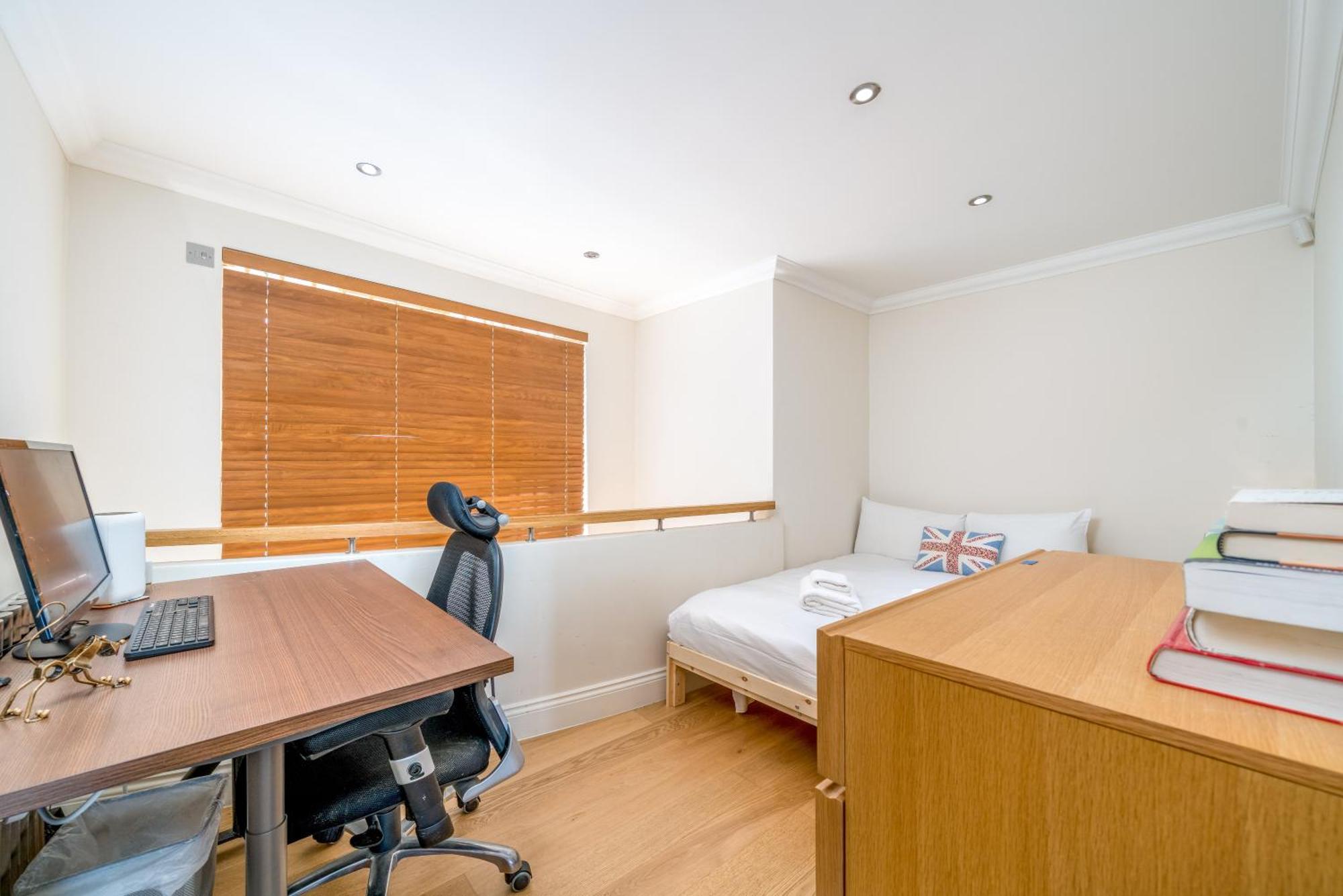 Great Apartment Near St Pauls Cathedral Лондон Экстерьер фото